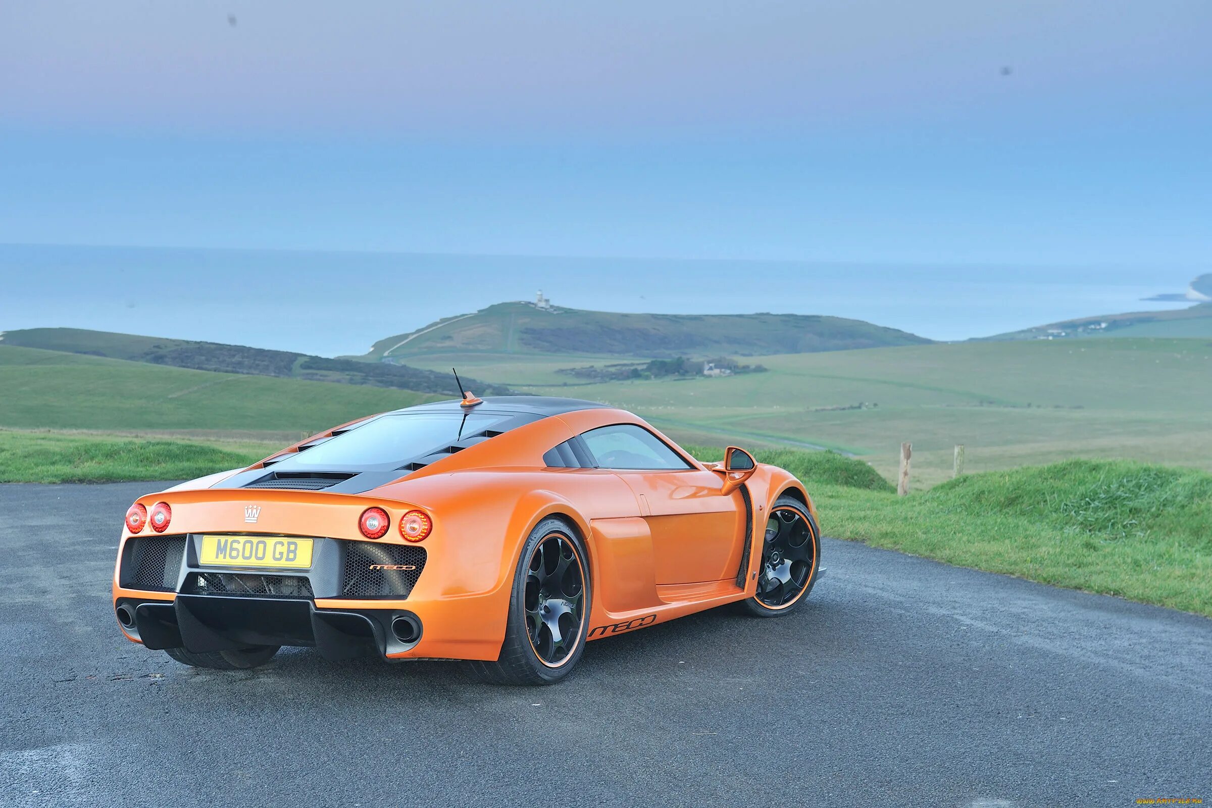 600 машина. 600 машина. 2010 noble m600. Суперкар noble m600. Ноубл 600.