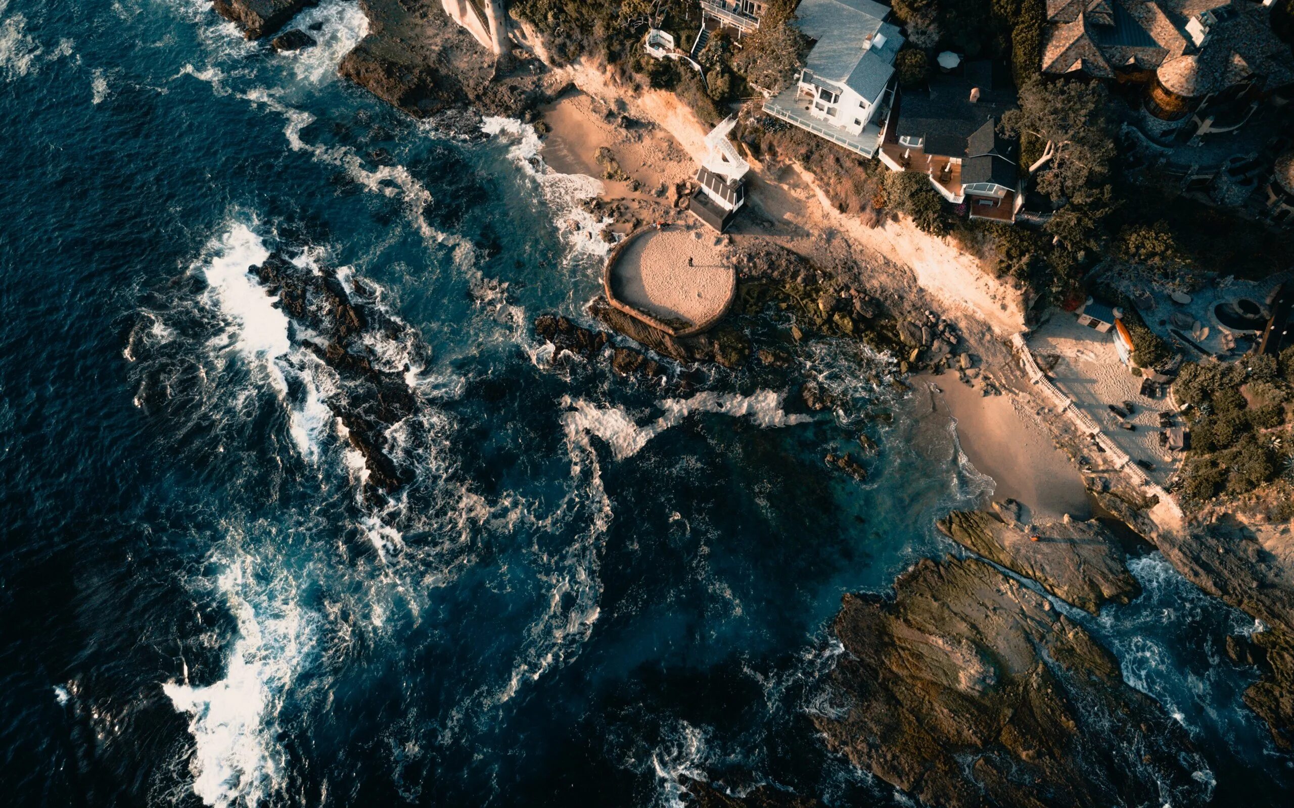 Море и острова с высоты птичьего полета. Сон море с высоты. Сон море с высоты. Облака. Море с высоты птичьего полета.