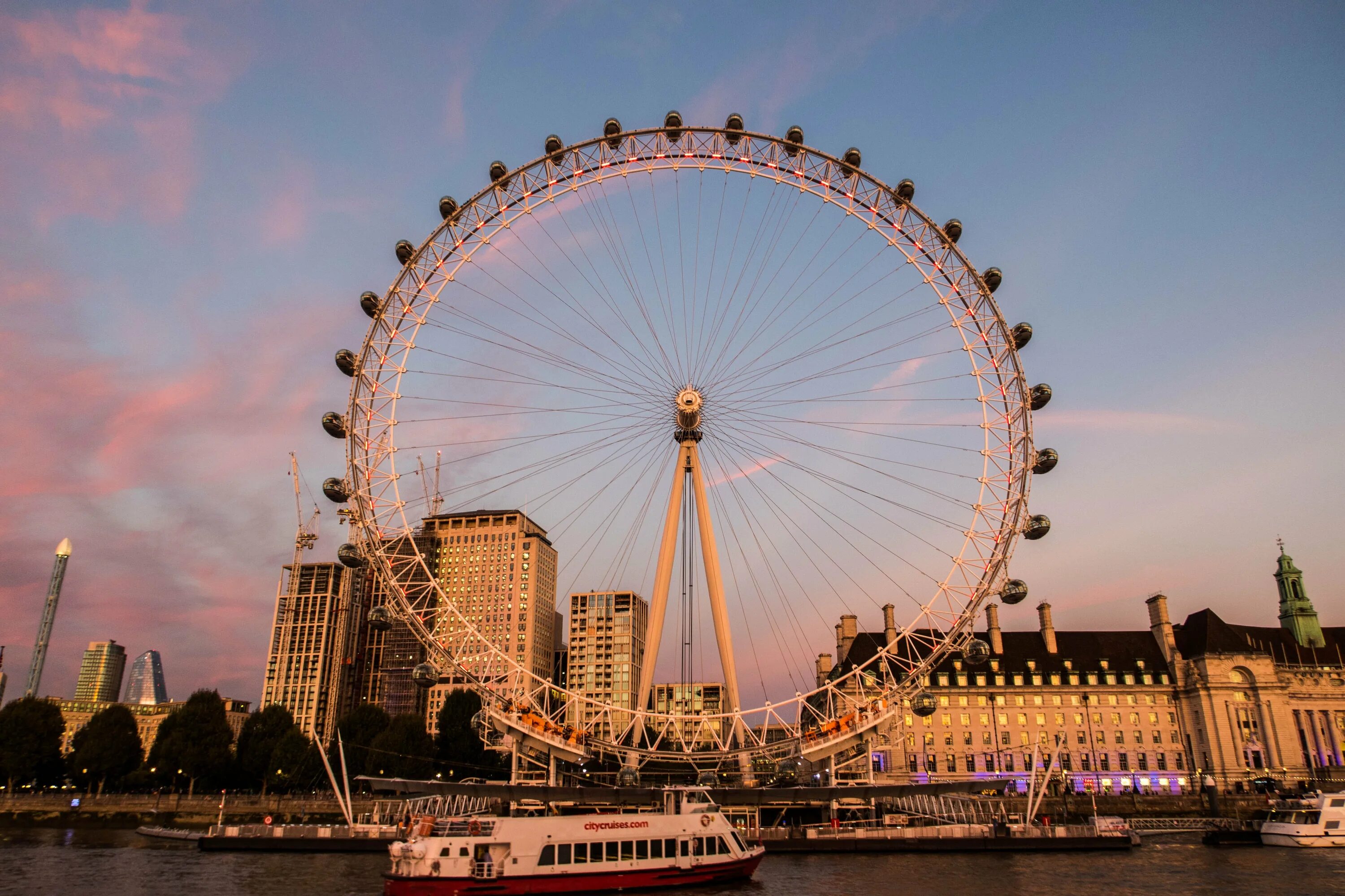 Лондонский глаз London Eye. Лондонский глаз и Тауэрский мост. Биг Бен и колесо обозрения в Лондоне. Достопримечательности Лондона «Лондонский глаз» (London Eye).