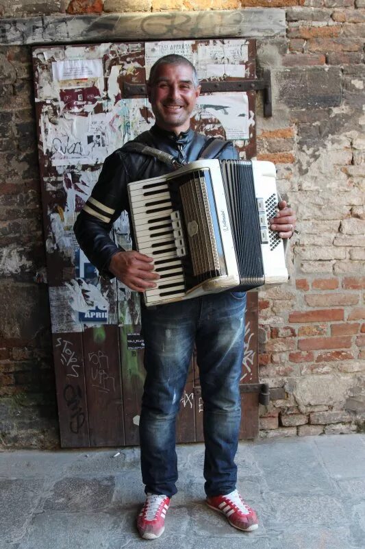 баянист на свадьбе. тамада вичуга баринов. баянист тамада услуги. тамада баянист в балаково. баянист тамада услуги надписи.