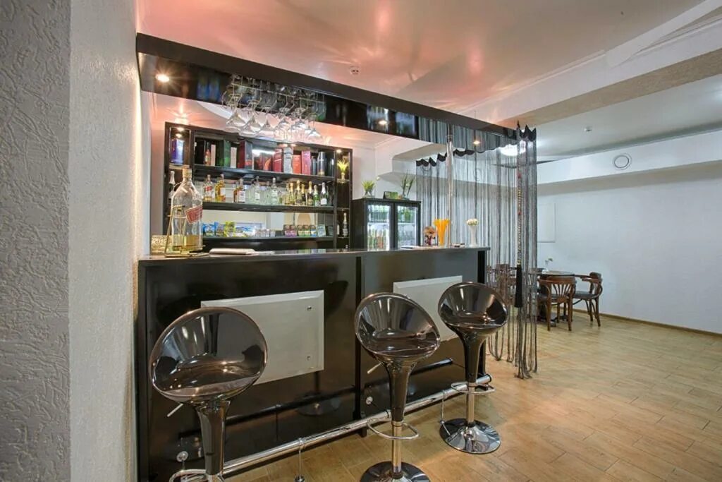 Отель олимп абхазия. "олимп", отель 3* (сухум) 3. Олимп гостиница стандарт сухум. Олимп 3 абхазия сухум. "олимп", отель 3* (сухум) 3.