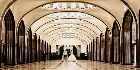 Девушки метро маяковская