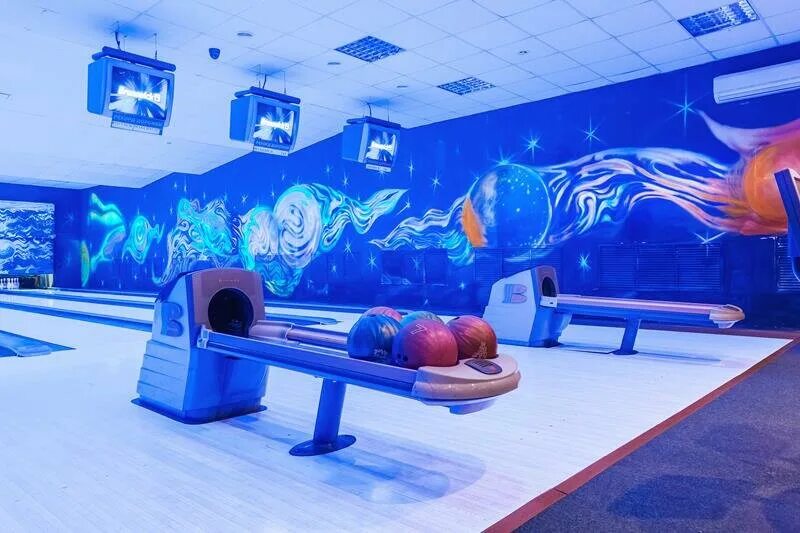 боулинг кольцо. боулинг клинцы кольцо. альмак боулинг новолитовская. Champion ring. развлекательный комплекс джунгли клинцы кольцо.