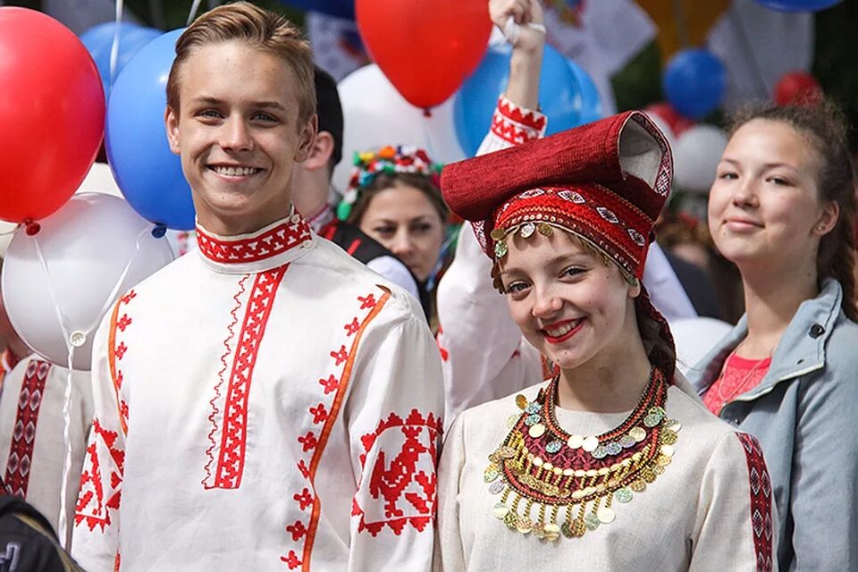 Люди русской национальности. Русский человек. Русский народ. Нация россияне. Россия человек.