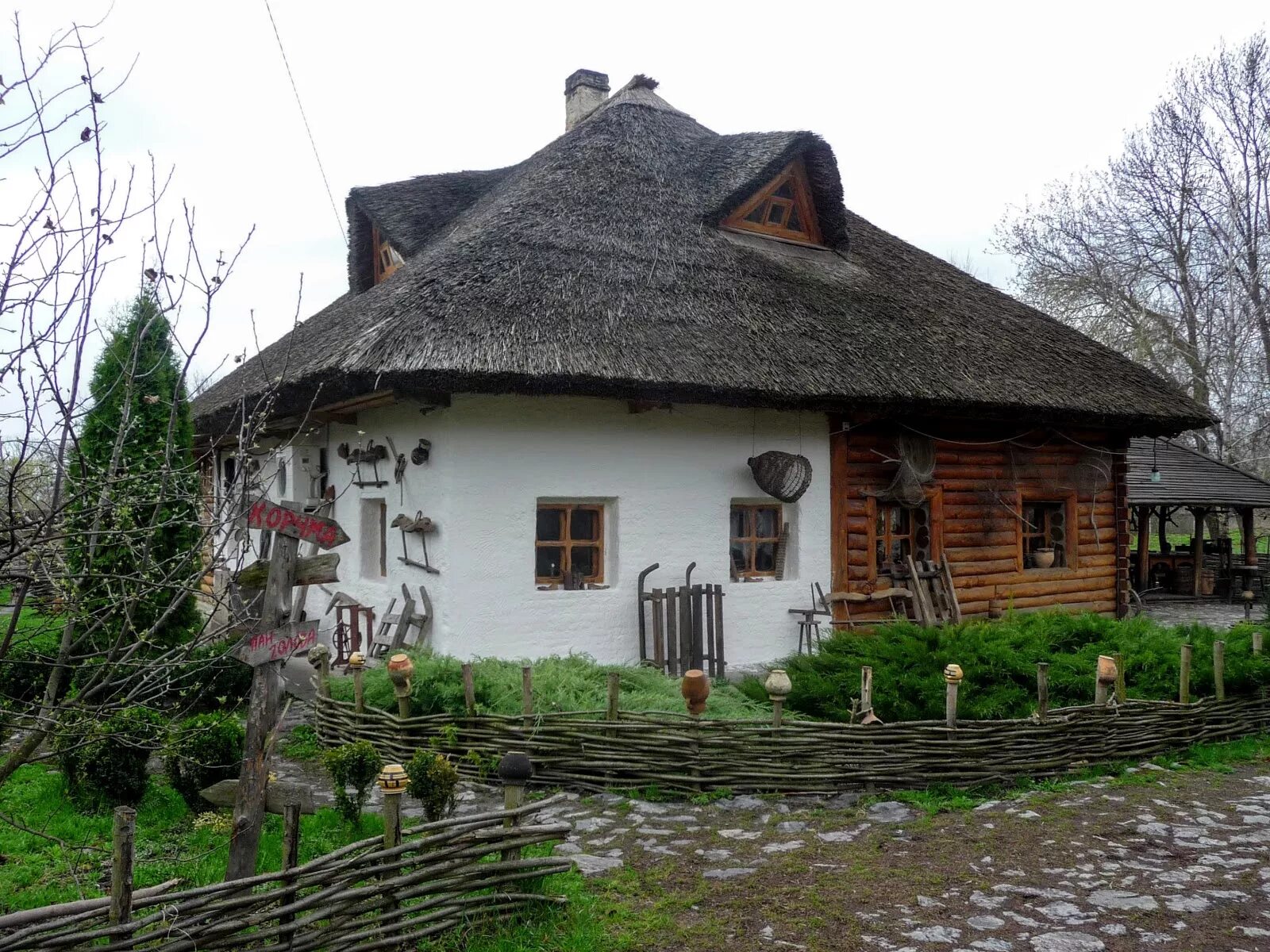 Село Великие Сорочинцы Гоголь. Великие Сорочинцы музей Гоголя. Село Сорочинцы Полтавской губернии дом Гоголя. Село Сорочинцы Полтавской губернии Гоголь. Гоголь место рождения