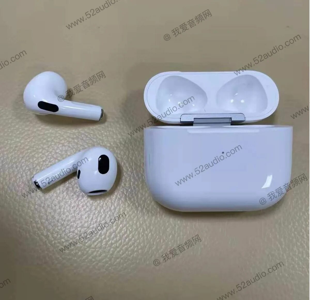 Когда вышел airpods 3. Беспроводные наушники Apple AIRPODS 3. Аирподс 3 поколения. Air pods Pro 3 поколения. Iphone AIRPODS 3 Pro.