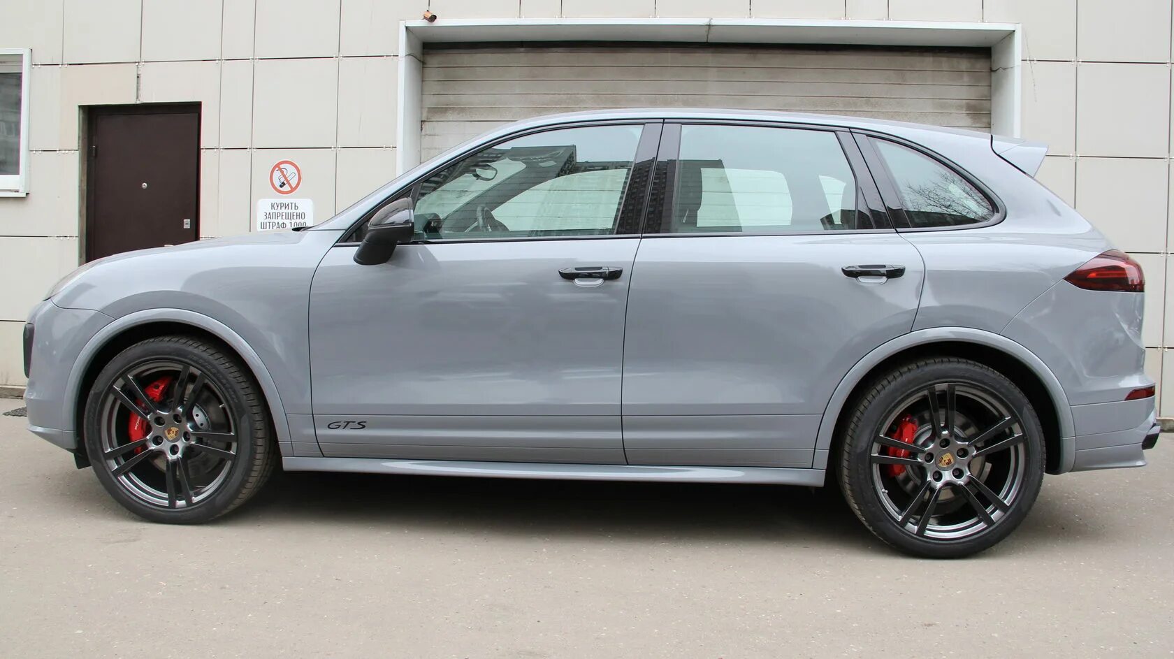 B styling ru. Порше Кайен 958 Nardo Grey. Porsche Cayenne 2021 Nardo Grey. Porsche Cayenne 2020 Nardo Grey. Porsche Cayenne Coupe Nardo Grey.