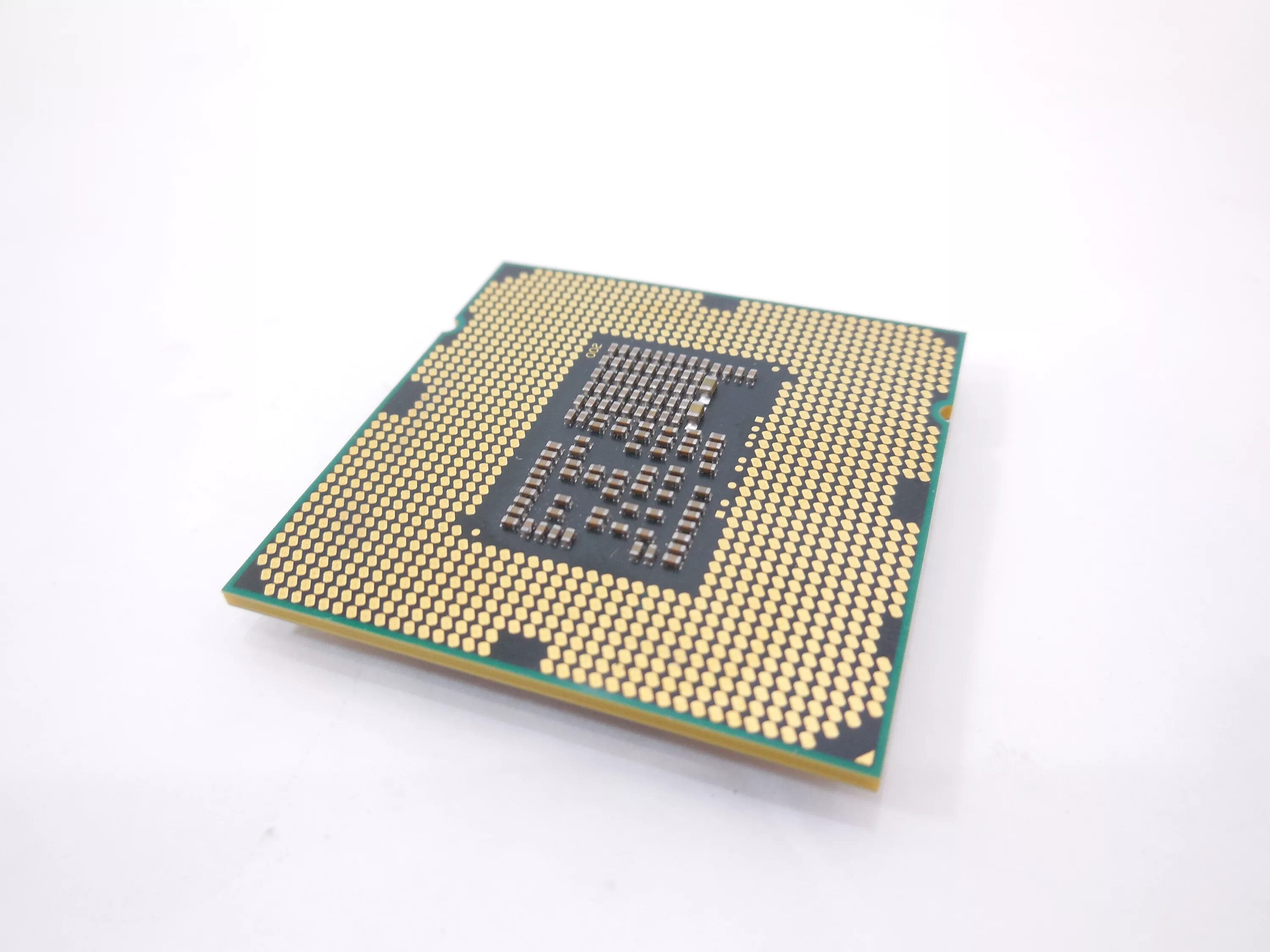 Intel core tm i5 1335u. Intel core i5. сокет для intel core i5 2400. процессор i5 2400 lga 1155. процессор intel core i5-2500.
