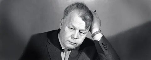 А т твардовский создатель памятника