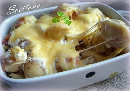 Запекаем пельмени в духовке в сметане