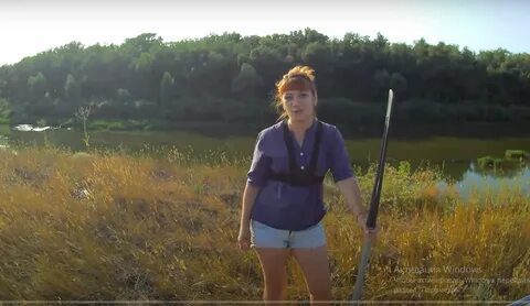 Блогерша разводит деда