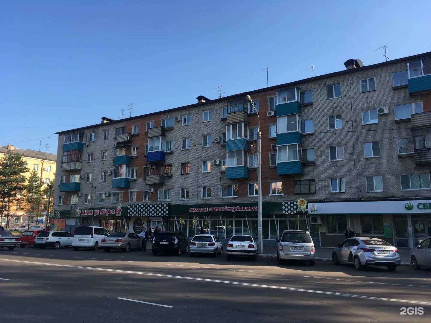 Октябрьский студия. Октябрьский 28 комсомольск-на-амуре. Комсомольск октябрьский 28. Комсомольск на амуре проспект октябрьский. Октябрьский проспект 36.