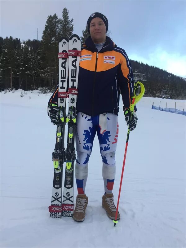 горные лыжи фристайл. фгсср горные лыжи. фристайл на лыжах олимпиада. слалом супергигант. килде горнолыжник.