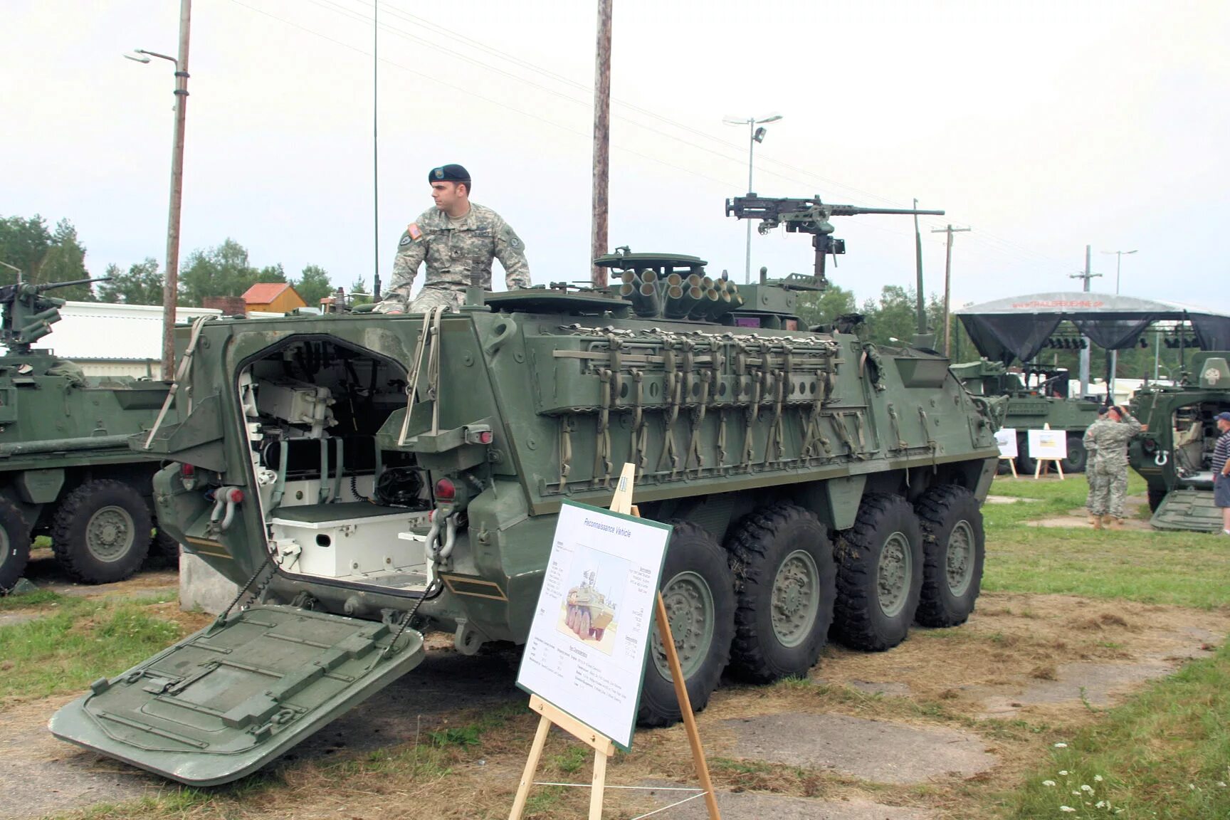 M1127 Stryker RV. M1127 Stryker reconnaissance vehicle. БТР Страйкер m1127 MLRS. Stryker 2005.