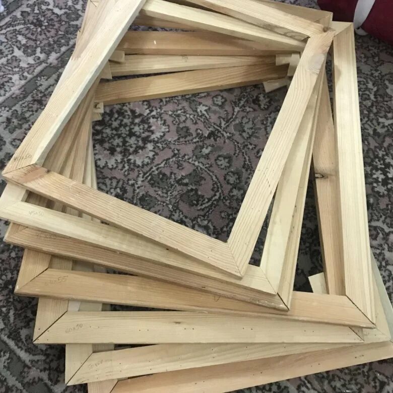 Холст на подрамнике 40х50. Подрамник. Рамка для холста. Холст на подрамнике. Подрамник новосибирск.