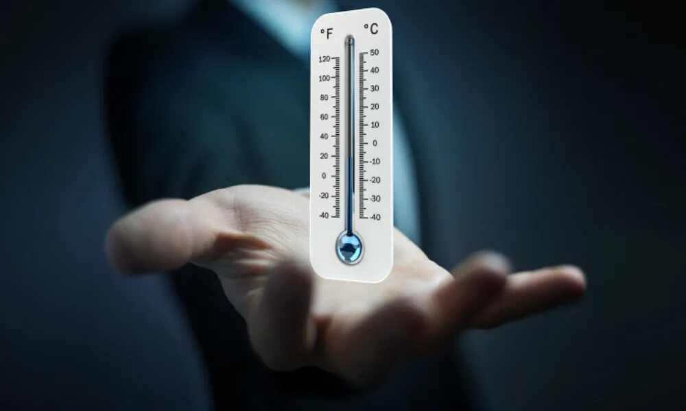 With the temperature being used. Градусник со шкалой фаренгейта. the temperature drops. 3д температура. temperature 3d.