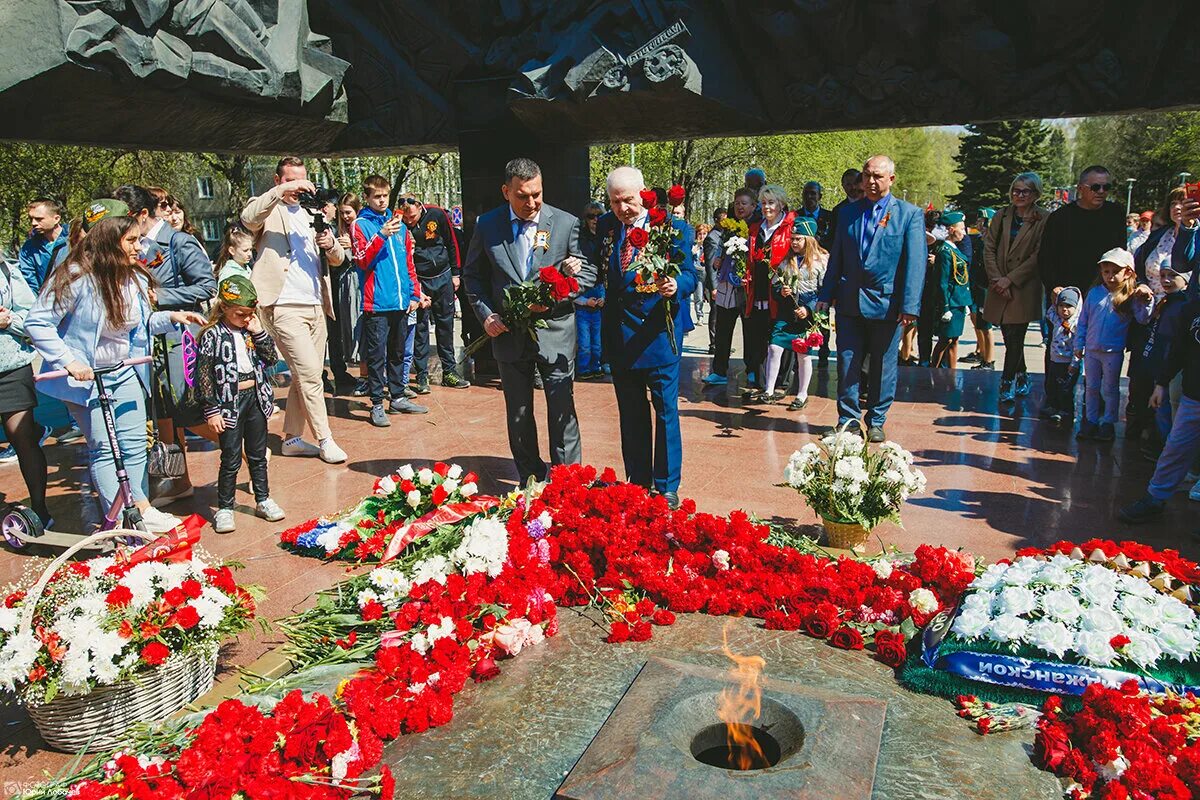 День Победы Новокузнецк. 9 Мая Новокузнецк. 9 Мая 2021 Новокузнецк. Парад 9 мая Новокузнецк.