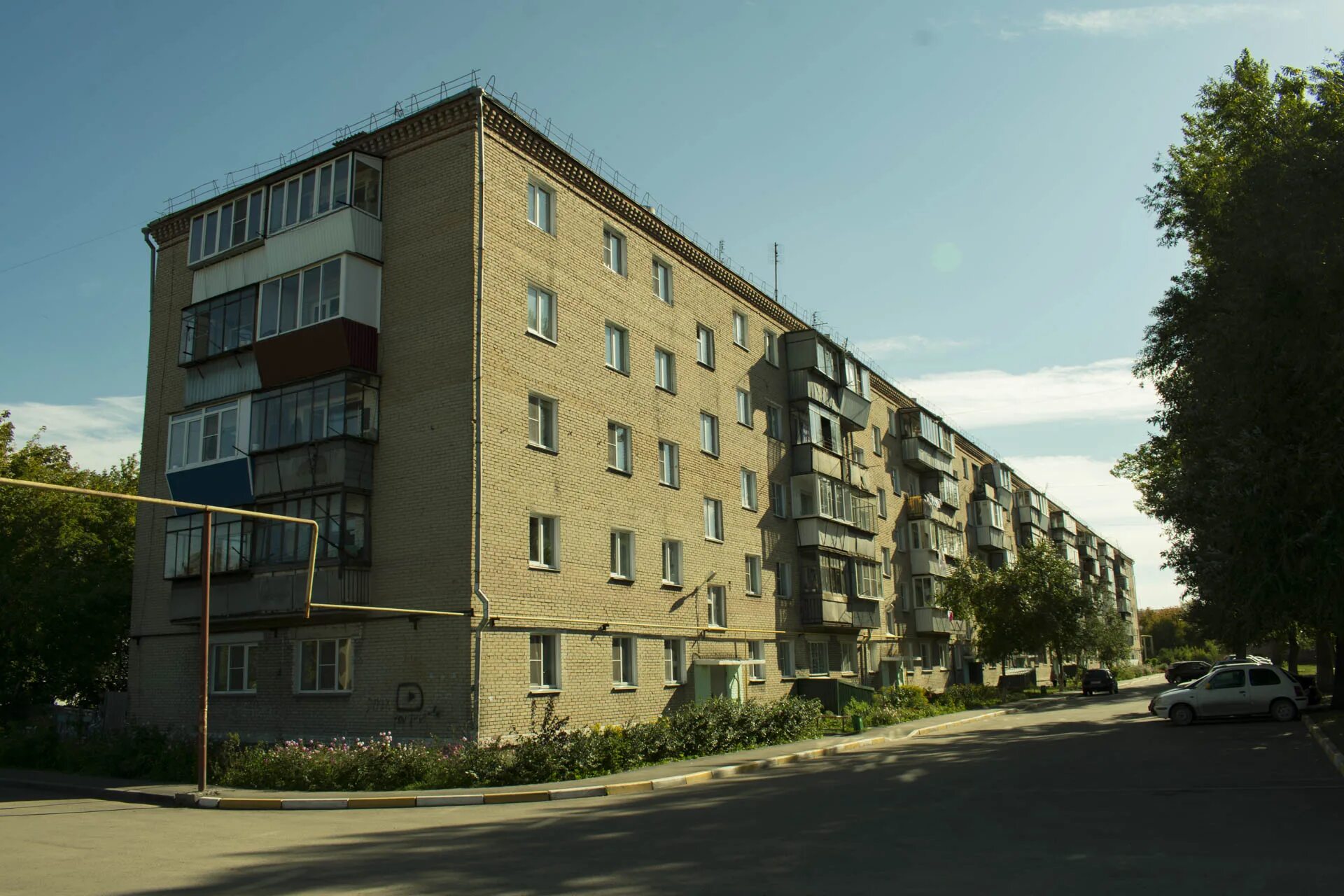 Квартира бажова копейск. Копейск Голубцова. Бажова Копейск улица Голубцова 22. Бажова Копейск улица Голубцова. Бажова Копейск улица Голубцова Монетка 22.