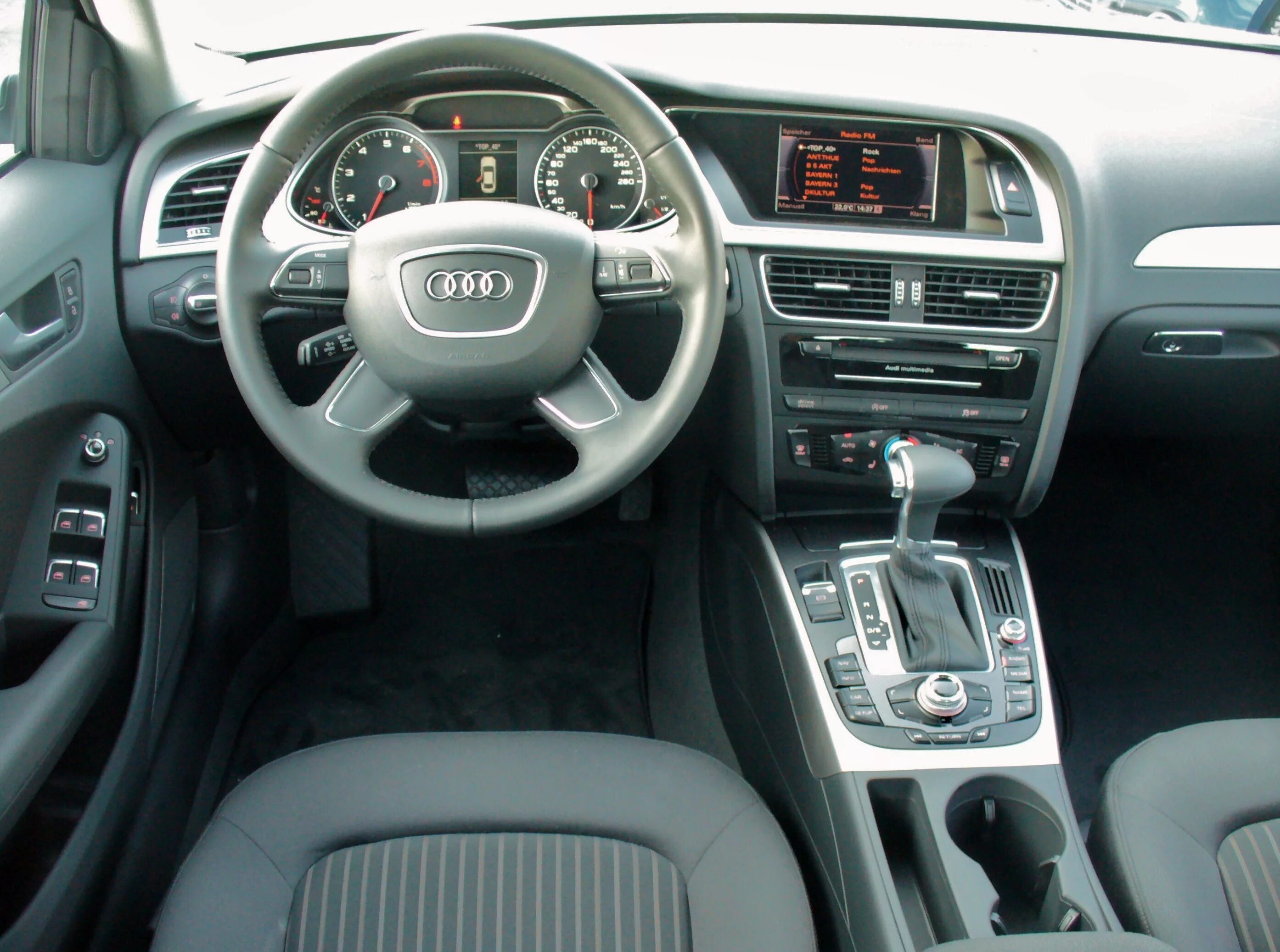 Audi a5 b10 карбон. Audi a4 b8 салон. Audi a4 b8 коробка передач. Audi a4 b8 коробка. Акпп ауди а4 б8.