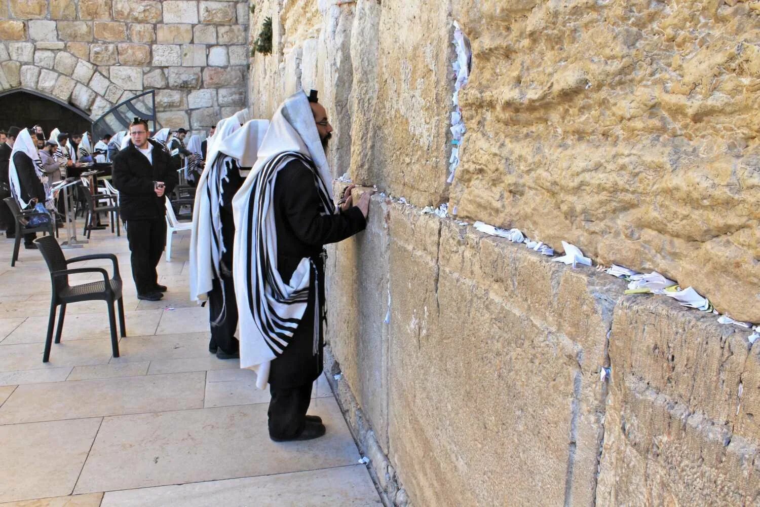 Стена плача Иерусалим иудаизм. Достопримечательности Израиля стена плача. Храм в Иерусалиме стена плача. Храм у евреев