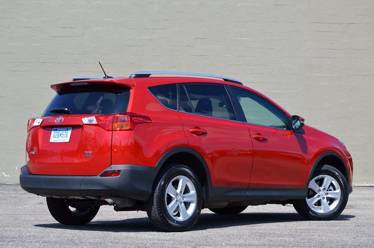 Рав 4 2013 дром. Toyota rav4 2013. тойота рав 4 2013. тойота рав 4 2014. рав 4 2013г.