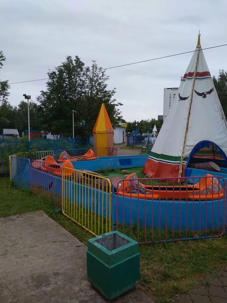 парк культуры и отдыха набережные. парк культуры набережные челны. набережные челны парк аттракционов гэс. парк культуры набережные челны. парк прибрежный набережные челны.