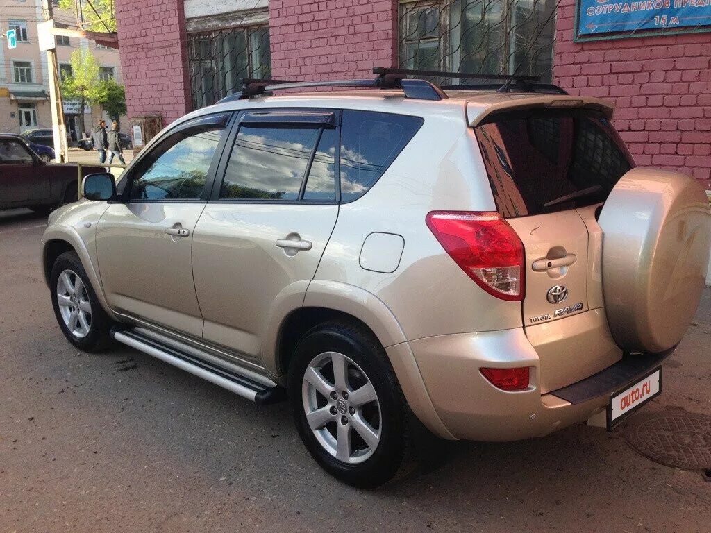 Toyota rav4 бежевый. Рав 4 2008 золотистый. Тойота рав 4 2008. Тойота рав 4 2010 золотистый. Разбираю рав 4