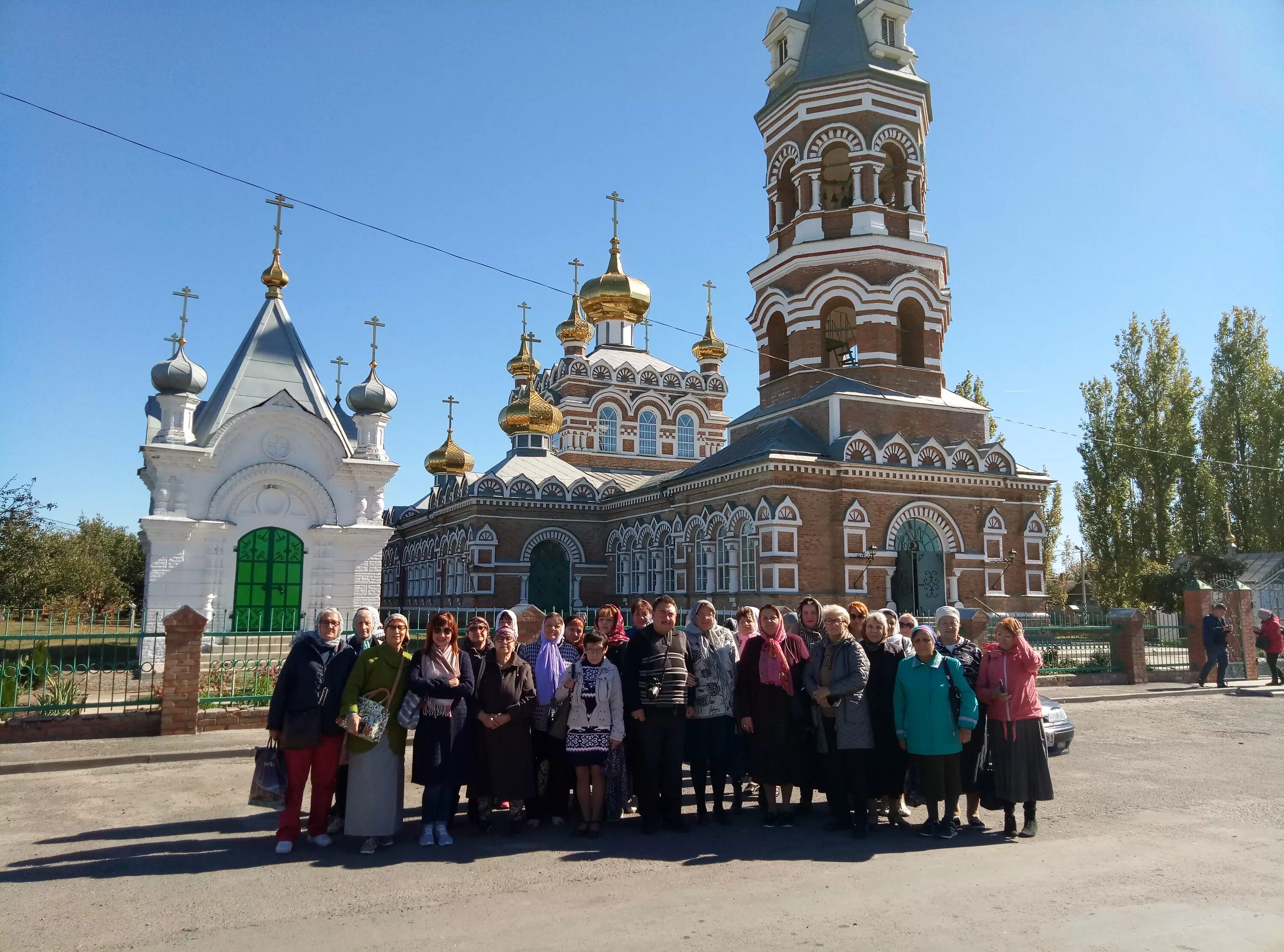 Погода в широком. Большая Мартыновка Ростовская область храм. Церковь Троицы Живоначальной (большая Мартыновка). Слобода большая Мартыновка Ростовской области. Свято-Георгиевский храм Ростовской области.