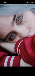 She s eyes