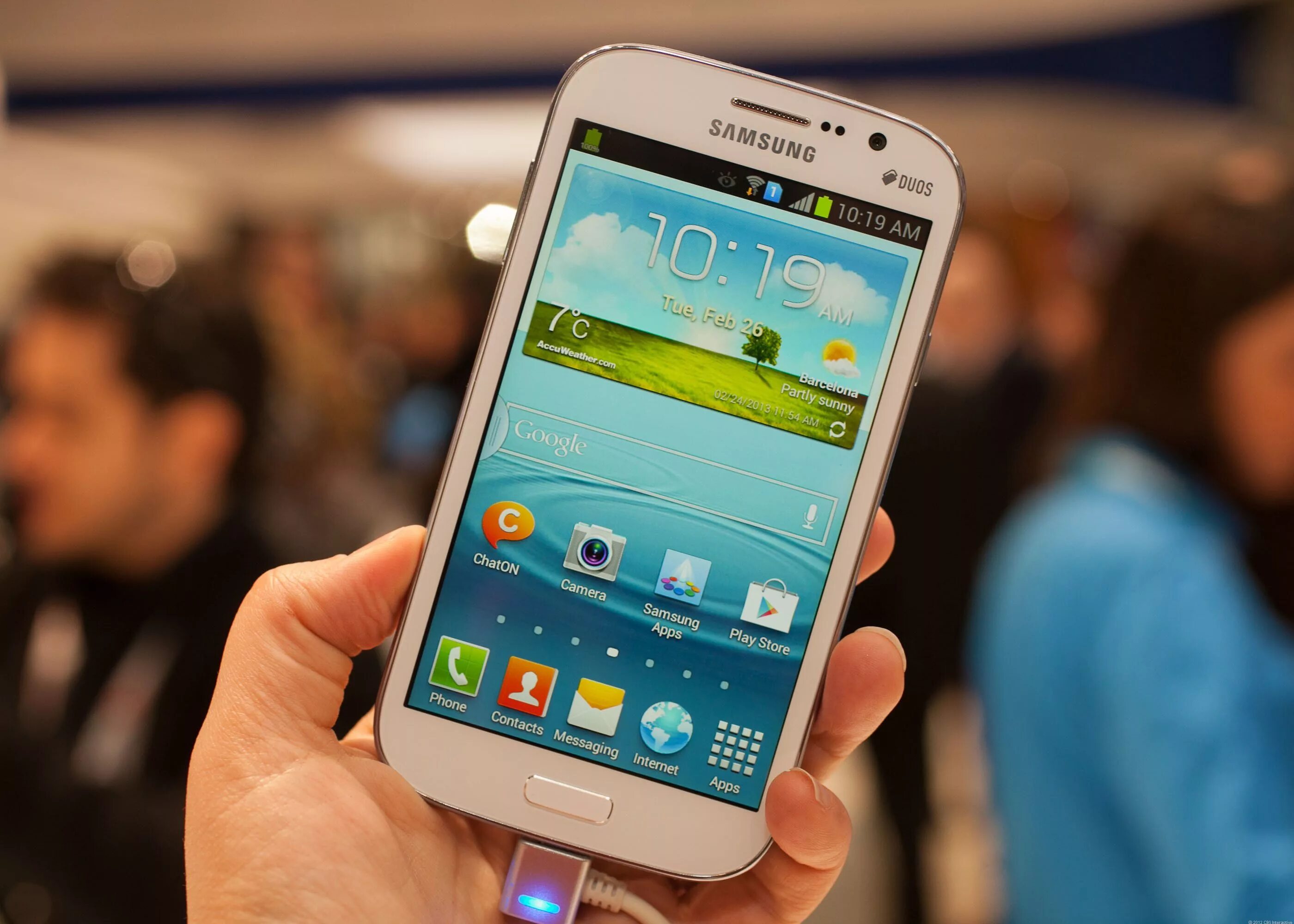 Звуки смартфонов самсунг. Samsung Phone. Samsung Grand Duos. Samsung i 1. Samsung Galaxy Phone.