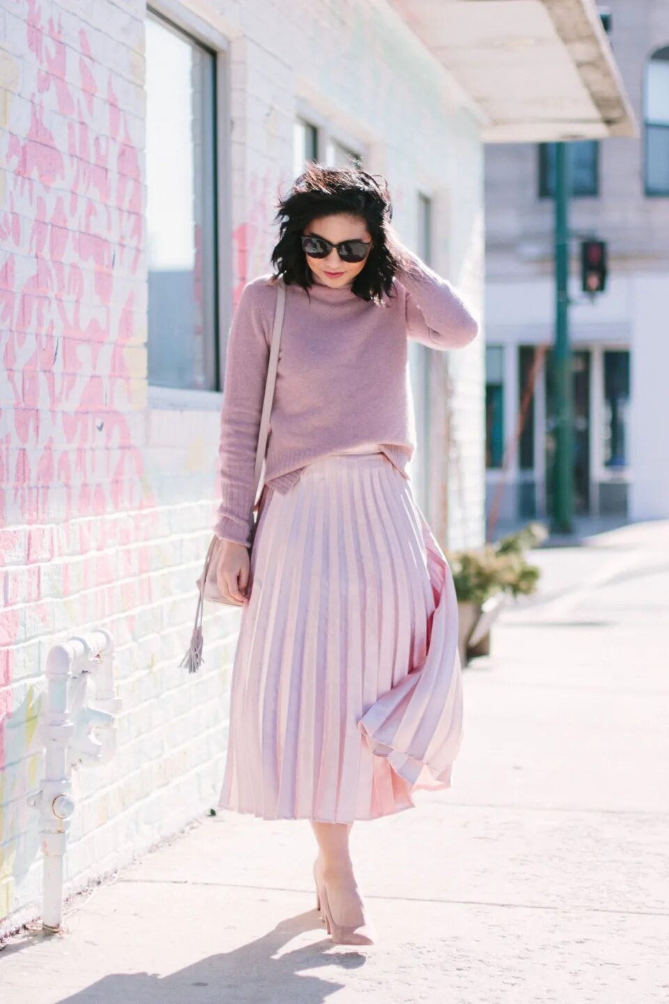 Плстельные оттенки в одежде. Пастельные тона в одежде. Образ в пастельных тонах. Голубая одежда эстетика. Образ в пастельных тонах.