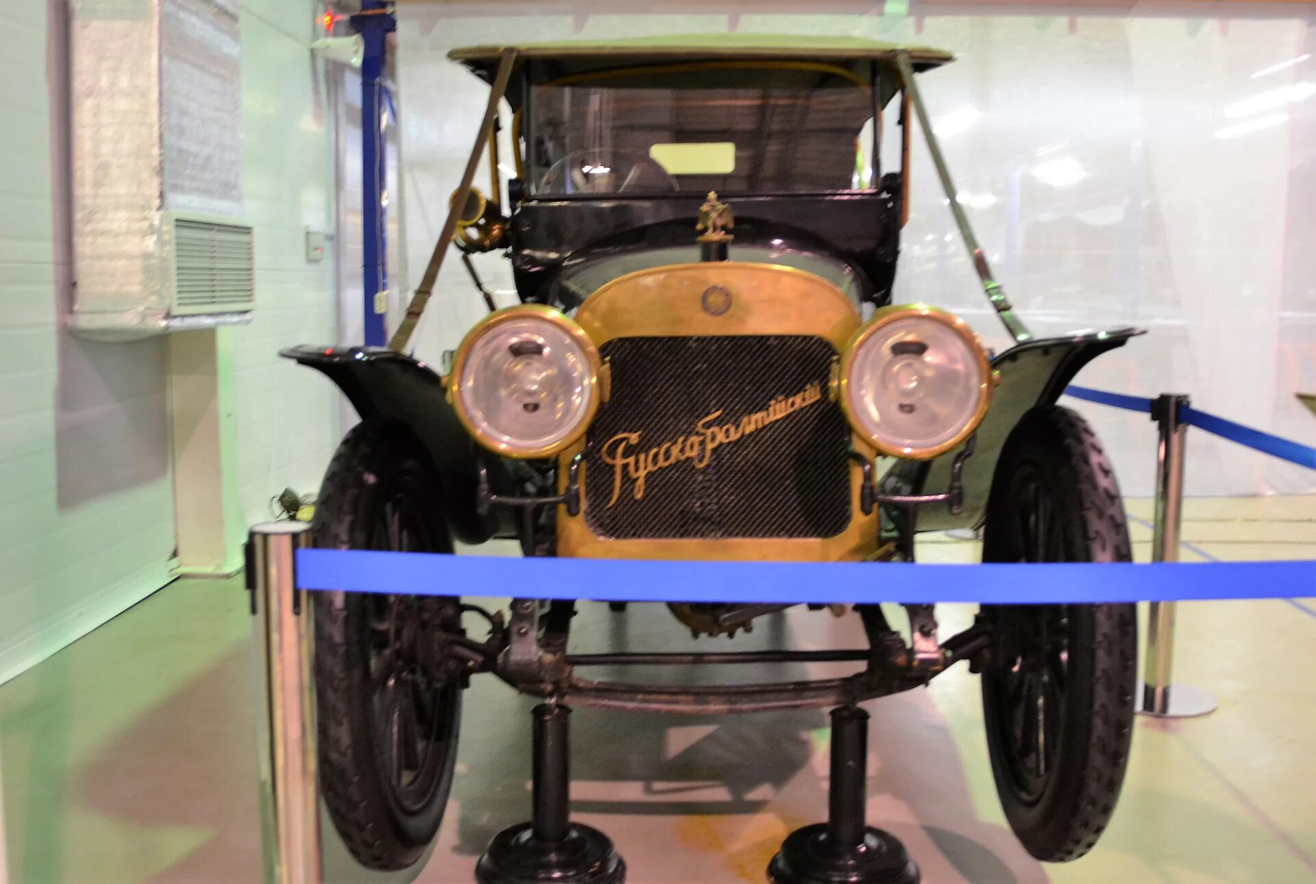 Руссобалт портал. Руссо балт к12 20. руссобалт автомобиль. руссобалт к12-20. руссобалт к12-20 салон.