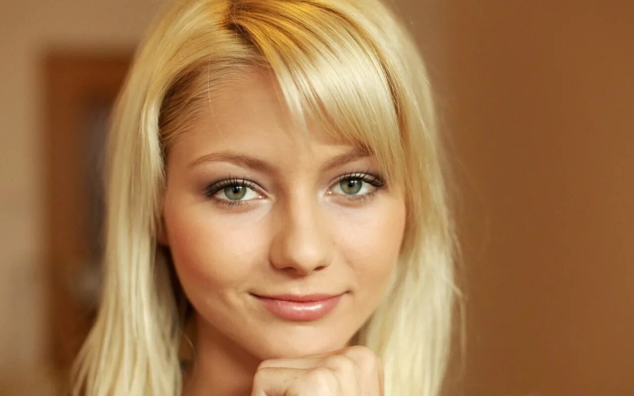 Сайт девушкам 1 на 1