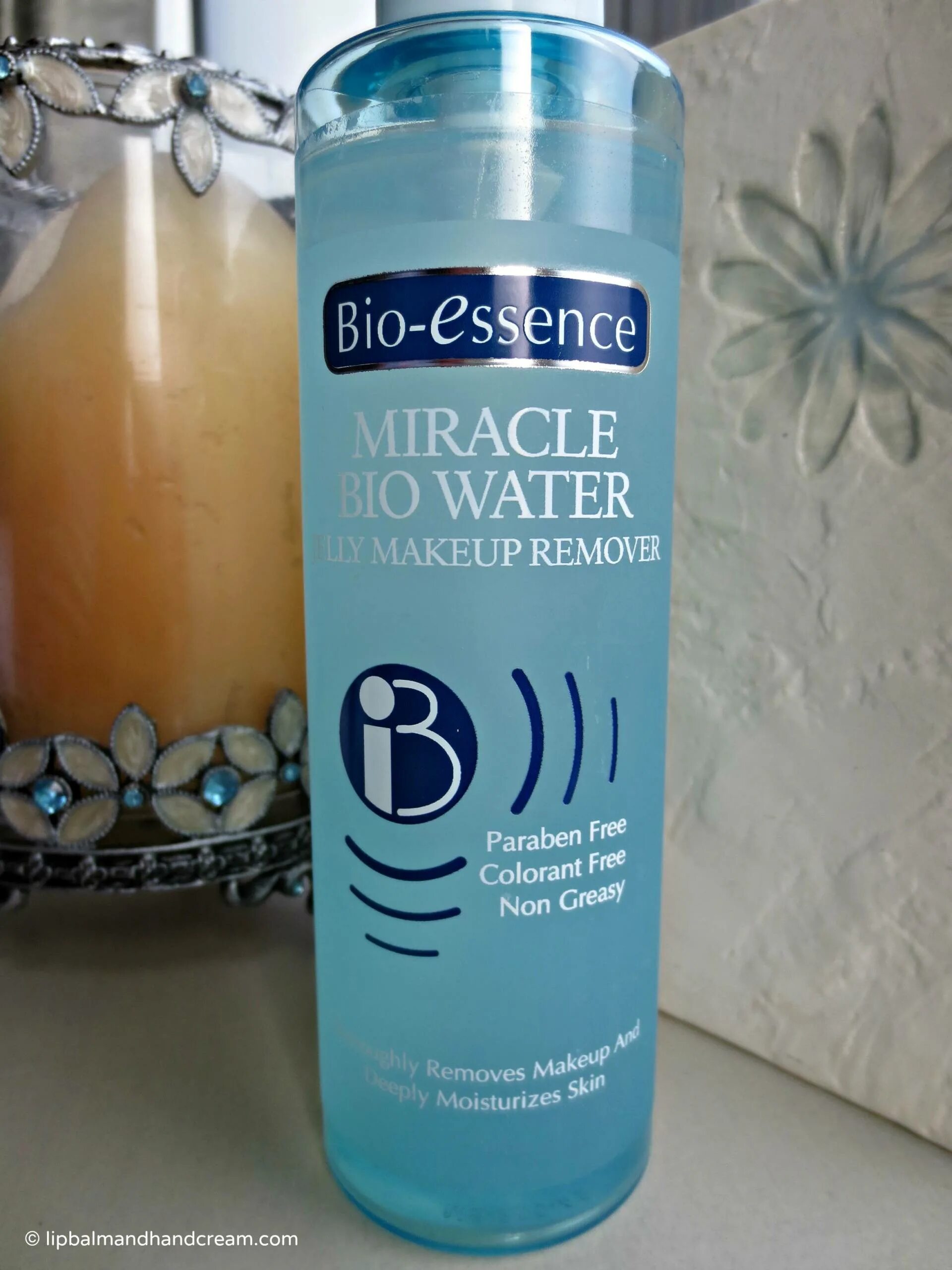 Эссенс био. Вода Bio. Питьевая вода миракле. Биос вода.