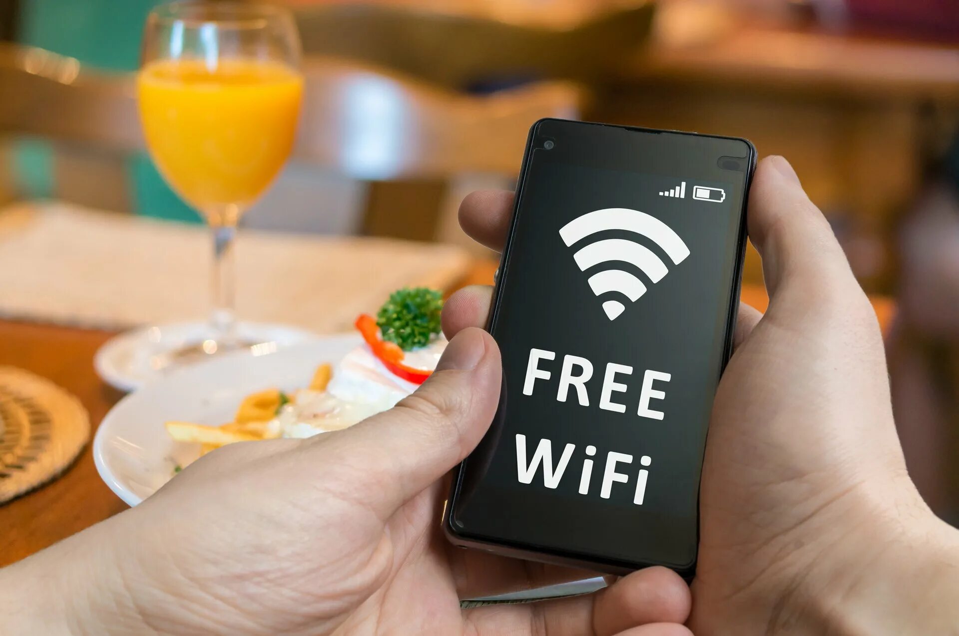 На телефоне есть wi fi. Вай фай в отеле. WIFI В гостинице. Вай фай в ресторане.