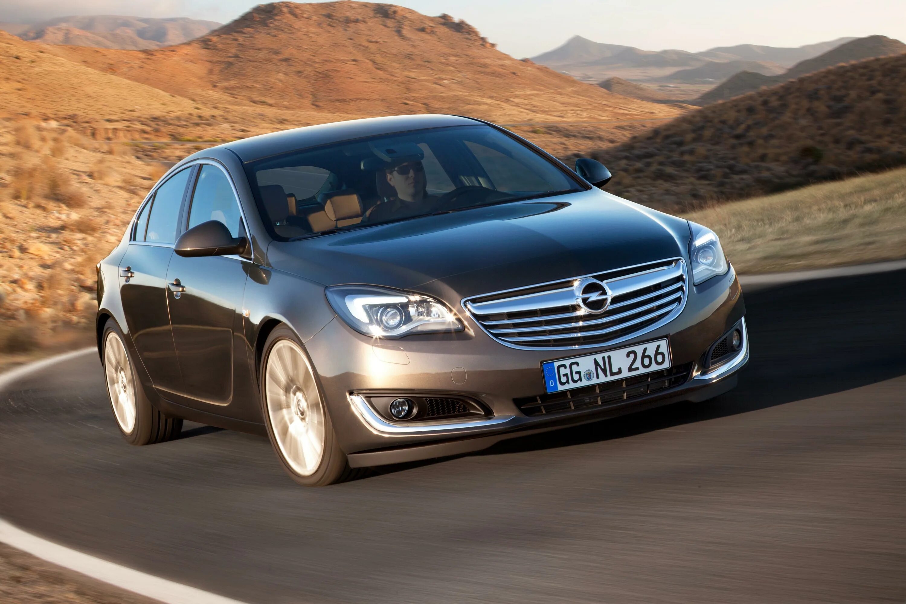 Опель Инсигния 2014. Opel Insignia 2013. Opel Insignia 2014 седан. Опель Инсигния 2013.