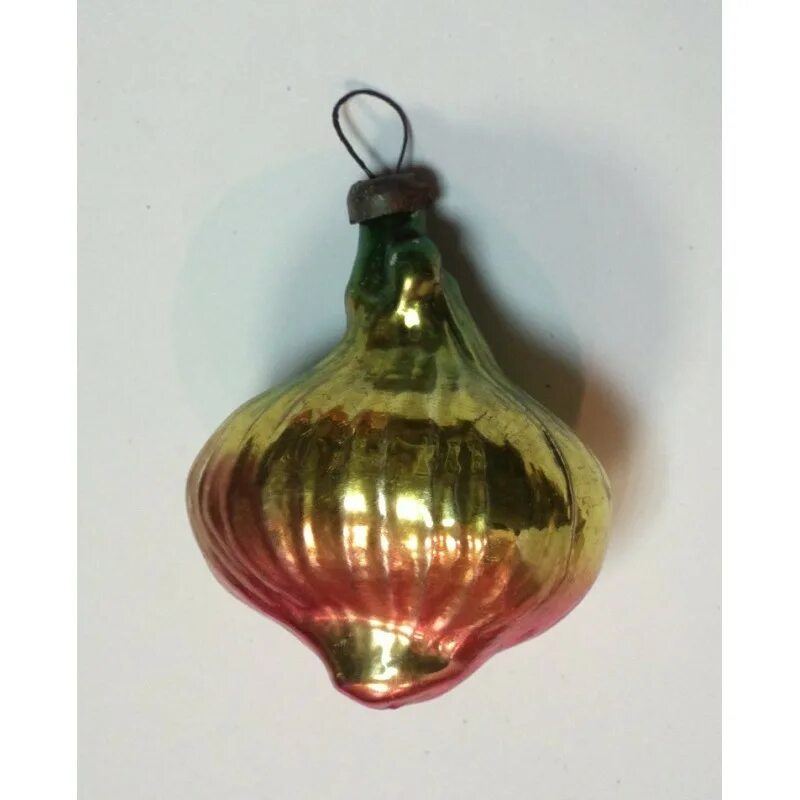 Проросший лук. Стеклянная луковица на русском. Стеклянная луковица на русском. Стеклянная луковица 2022. Стеклянная луковица.