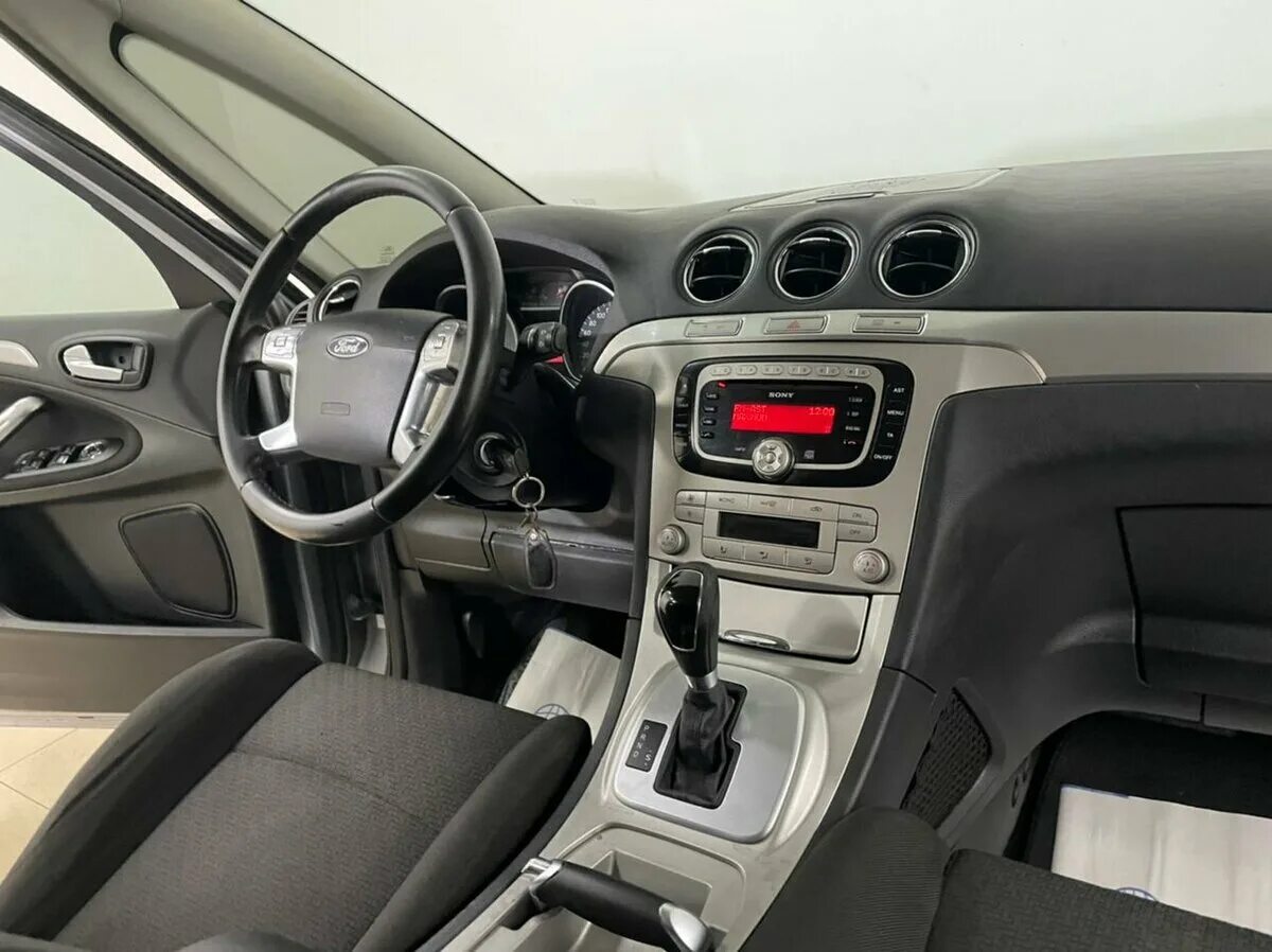 Ford c max 2011 салон. C max салон. 6 mt. Ford c max 2008 салон. Ford c max 2010 салон.