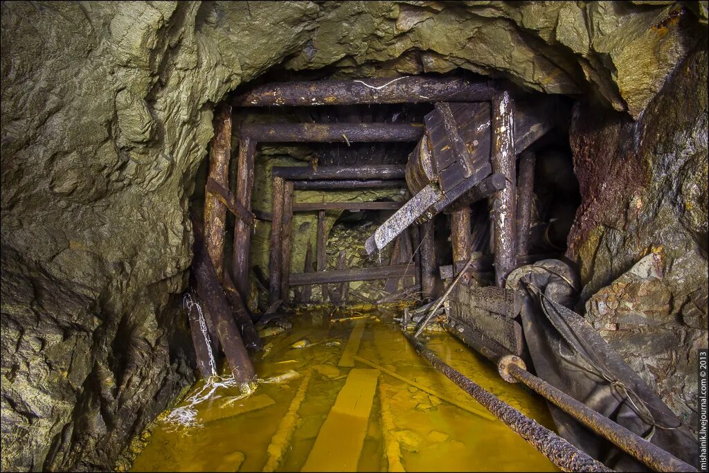 оредежские заброшенные шахты. шахта кое. шахты кизеловского угольного бассейна. заброшенные шахты меднорудные шахты. угольная шахта изнутри.