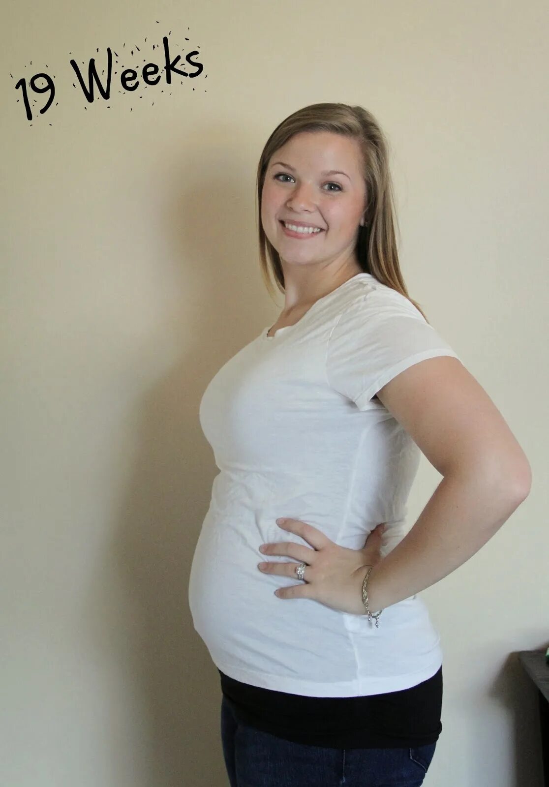 Как выглядеть беременности 19 недель. Pregnant 19 weeks. Живот на 18-19 неделе.