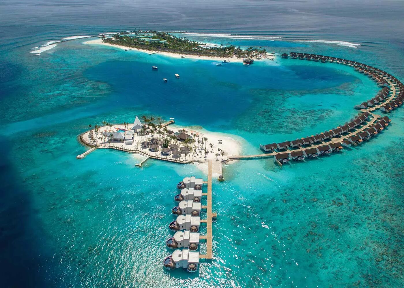 Северный мале атолл мальдивы. Мальдивы резорты. Фаленопсис manta maldives. Мале время сейчас на мальдивах. Индийский океан мальдивы.
