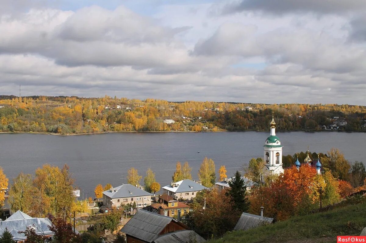 Плес Родина. Река Волга в городе Плёсе. Плес на Волге. Козьмодемьянск Пермский край.