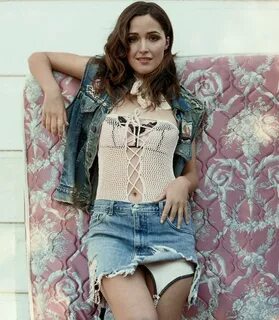 Rose Byrne Hot. 