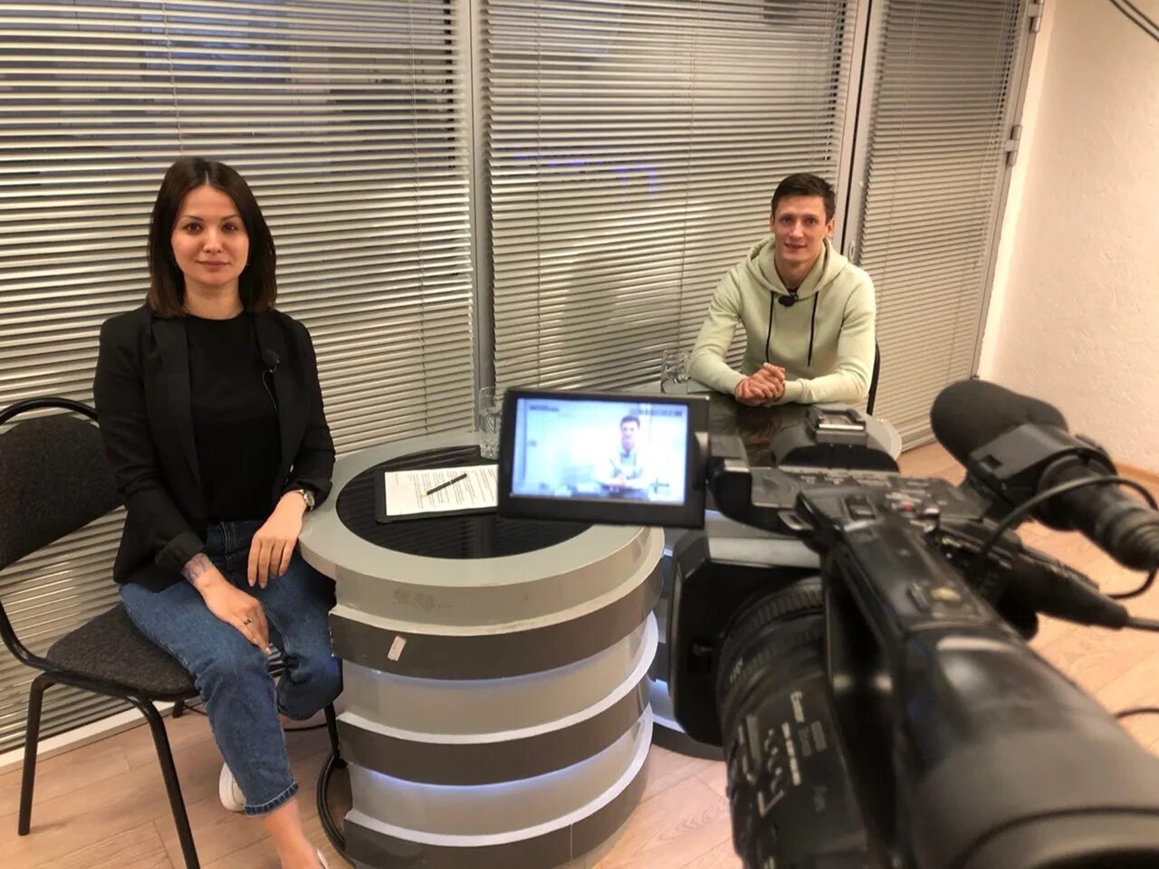 Торжественный случай. Орловские новости сегодняшний выпуск огтрк. Новости орла истоки. Ретро фм орел. Телеканал истоки.