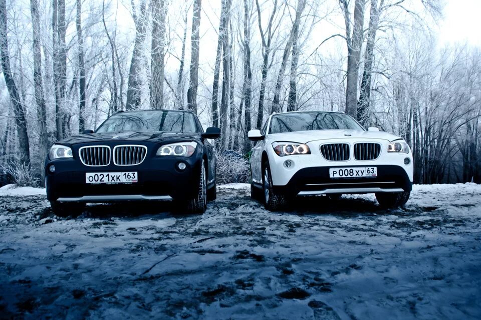 Bild könnte enthalten: 1 Person, Auto, Hochzeit und im Freien Bmw classic cars,