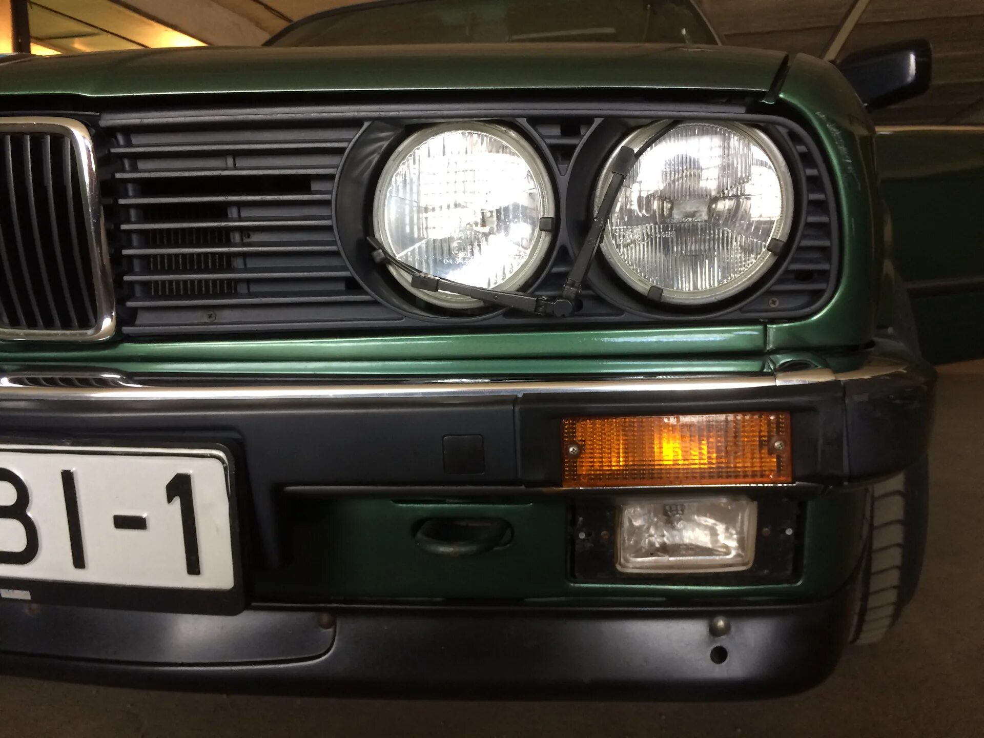 ПТФ БМВ е30. BMW e30 противотуманки. ПТФ HELLA BMW e30. ПТФ е30 ПП.