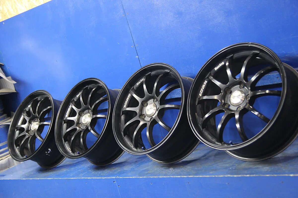 Advan racing rs. Диски yokohama advan racing. диски advan racing rs2. advan racing rs-d. диски advan racing r18.