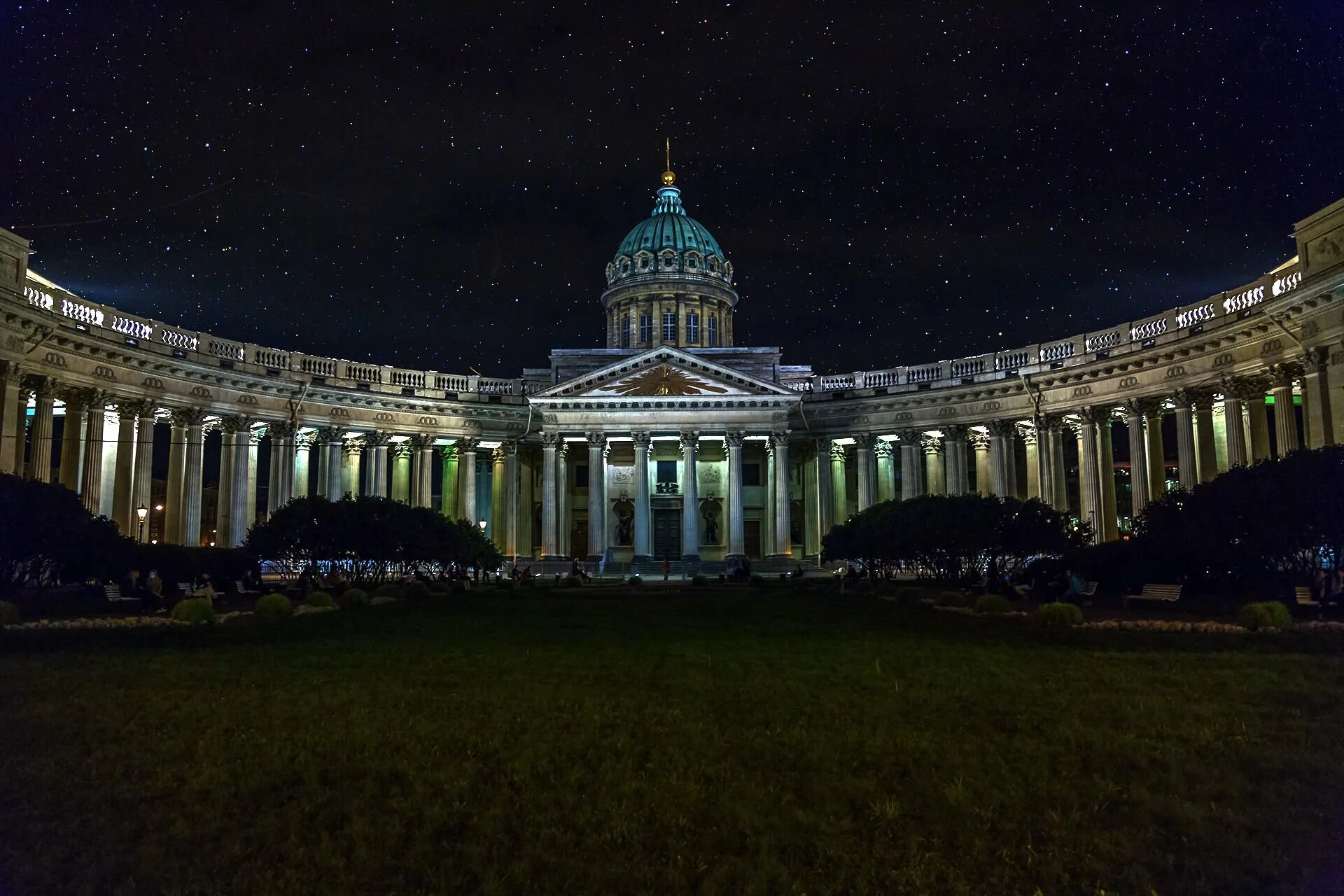 Казанский кафедральный собор. Казанский кафедральный собор с высоты. Изображение казанского собора. Казанский кафедральный собор. Каинский кафедральный собор.