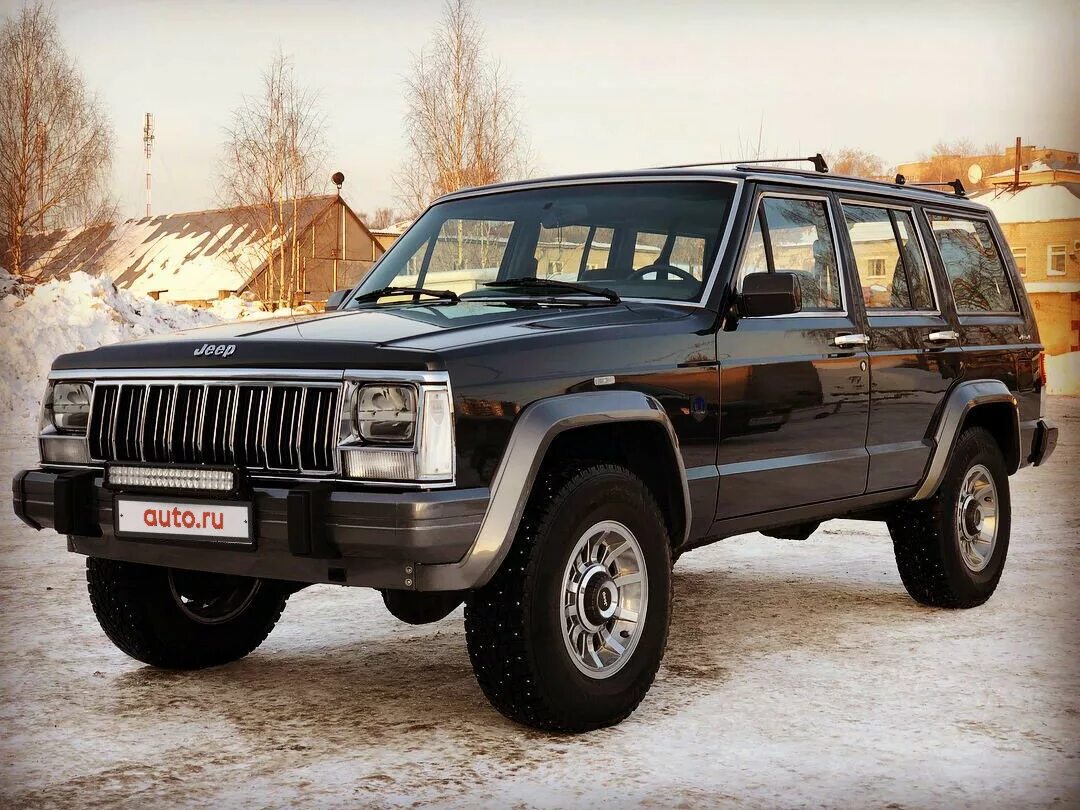 Чероки авто ру. Jeep Cherokee XJ 1993. Jeep Cherokee II (XJ). Jeep Cherokee XJ 4.0. Jeep Cherokee 2 XJ.