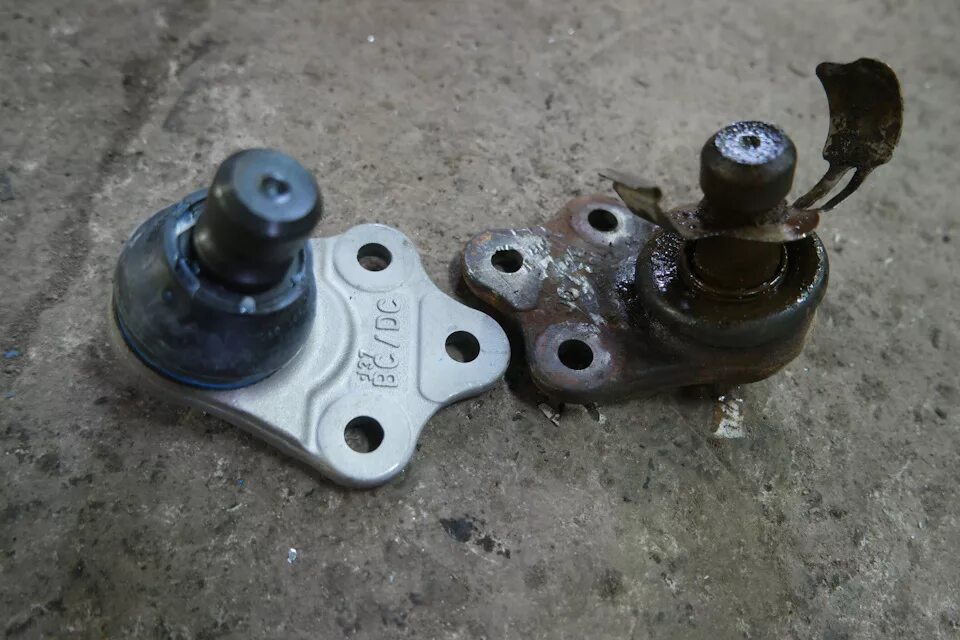 Пыльник шаровой опоры volvo xc90. Шаровая опора volvo xc90. Опора шаровая volvo 31201485. Шаровая опора volvo xc90. Шаровые вольво хс90.